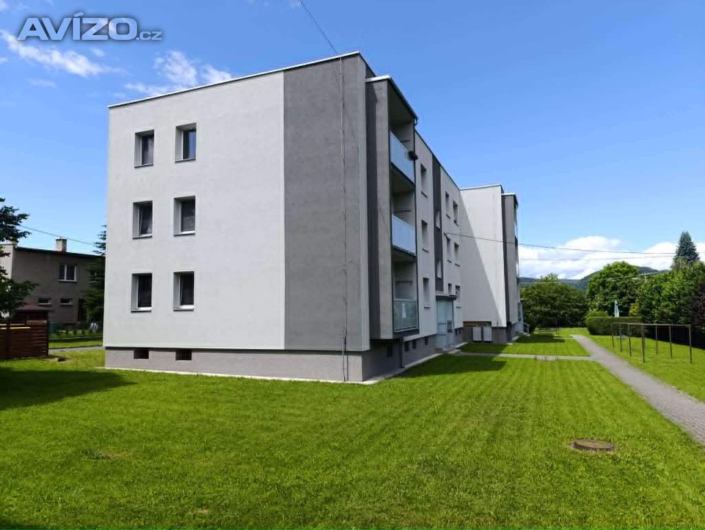 Foto inzerátu Prodám byt 3+1 v osobním vlastnictví obec Kozlovice