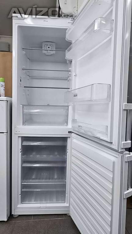 Foto inzerátu Lednice s mrazákem WHIRLPOOL