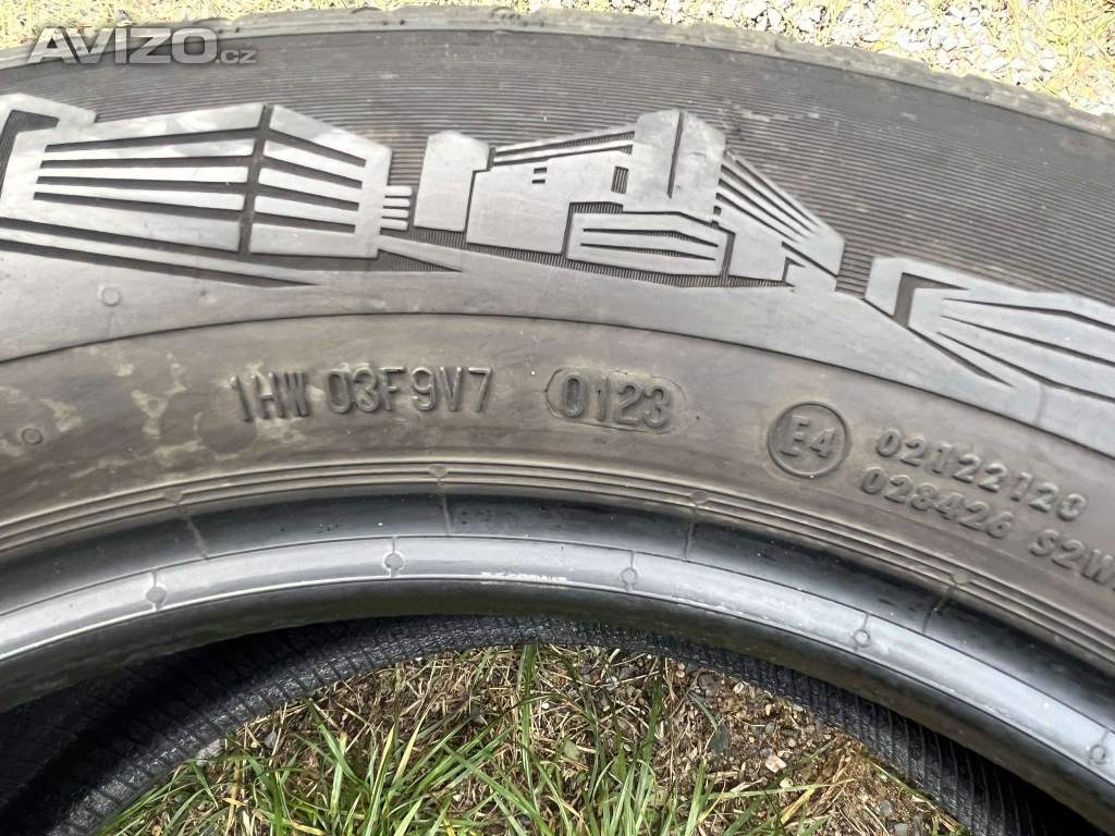 Foto inzerátu Celoroční 4x pneu CONTINENTAL ALLSEASON R17