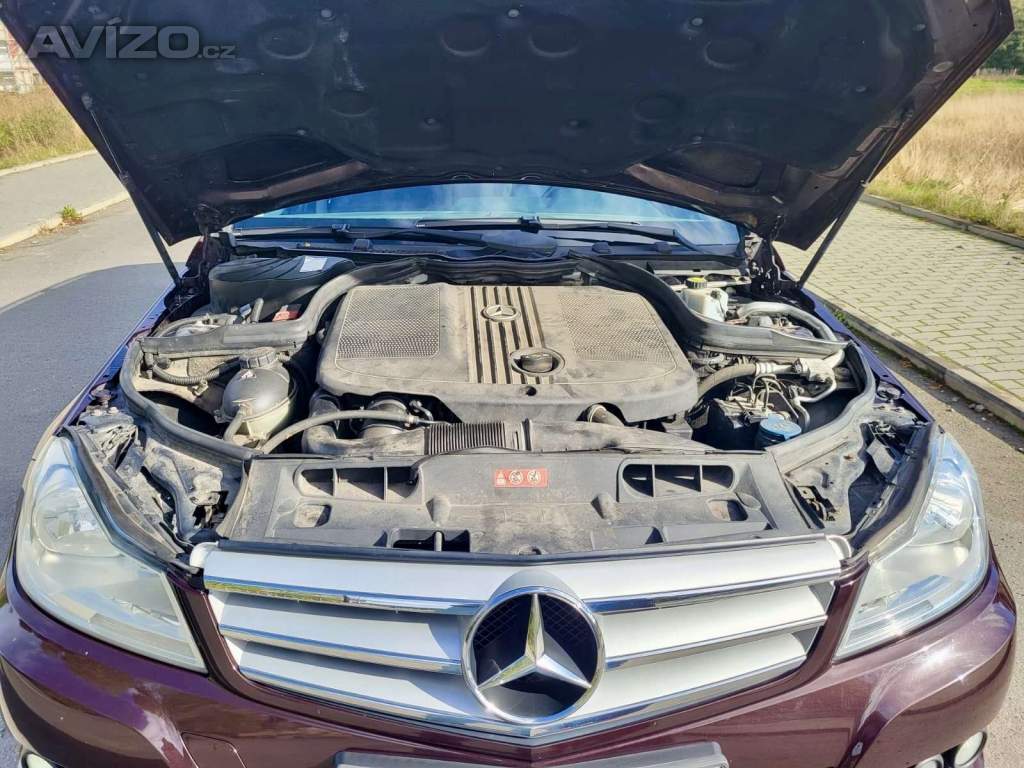 Foto inzerátu Mercedes-Benz C180 CDI r.2012 TOP STAV