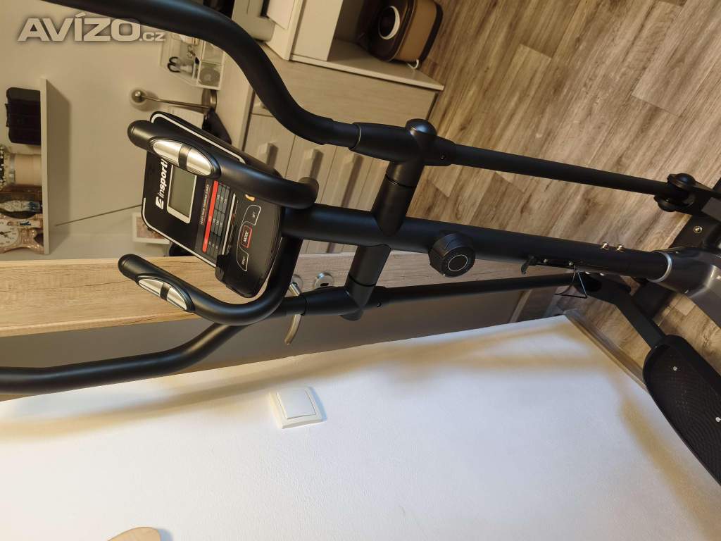 Foto inzerátu Elipticky trenažér 