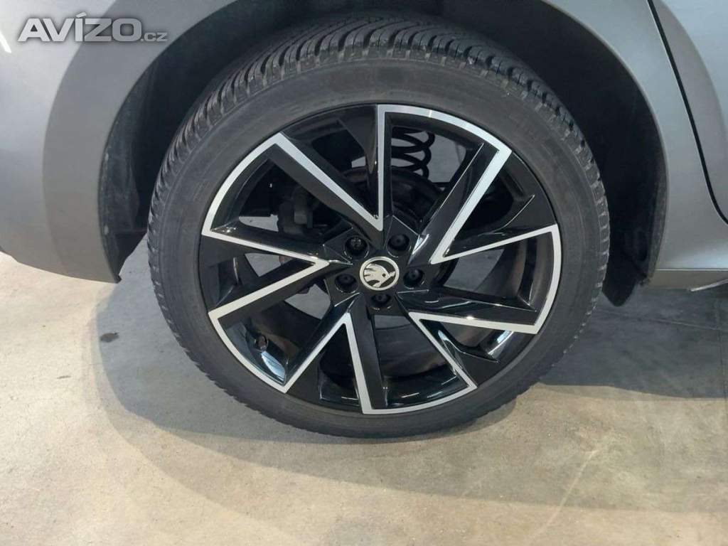 Foto inzerátu 2022 Skoda Kamiq 1.0 TSI Monte Carlo
