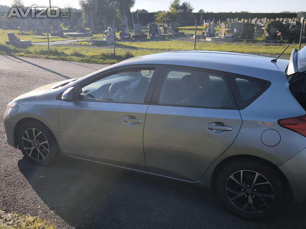 Foto inzerátu Toyota Auris 