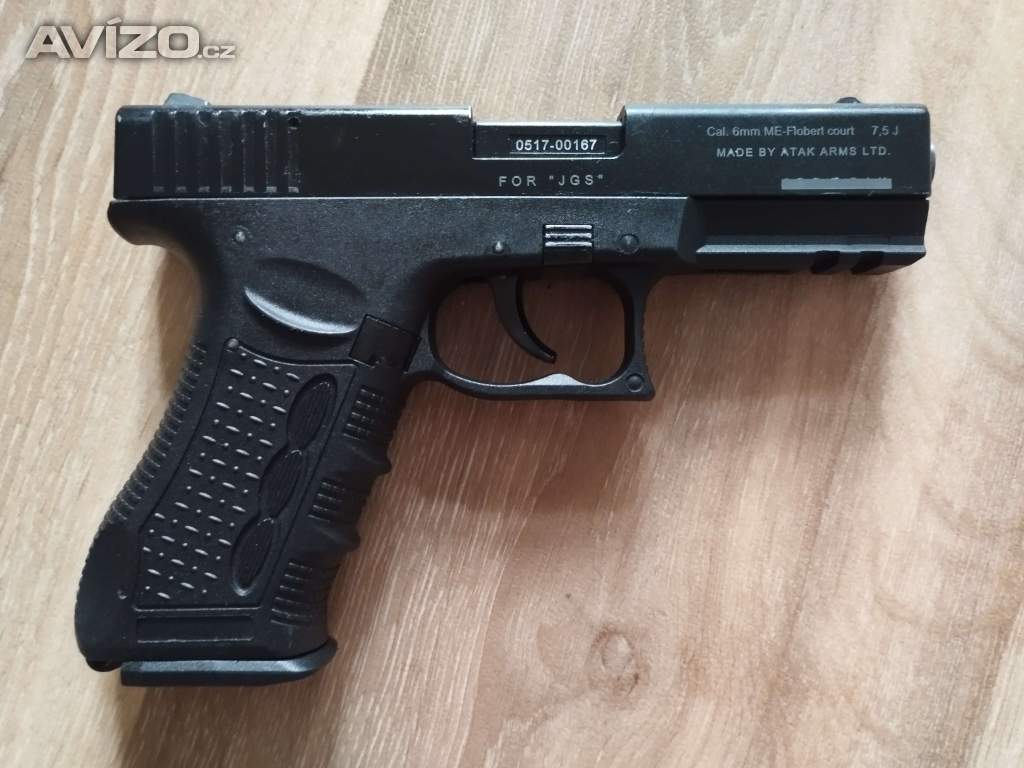 Foto inzerátu Flobert revolver GLOCK 17 cal. 6mm