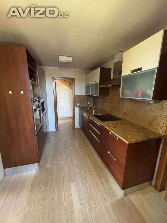 Foto inzerátu RD 4+1 - 170m2 + zahrada 1240m2.+ sklep 71m2 - Frýdlant nad Ostravicí