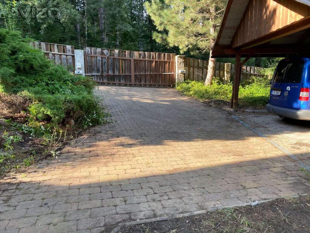 Foto inzerátu RD 4+1 - 170m2 + zahrada 1240m2.+ sklep 71m2 - Frýdlant nad Ostravicí
