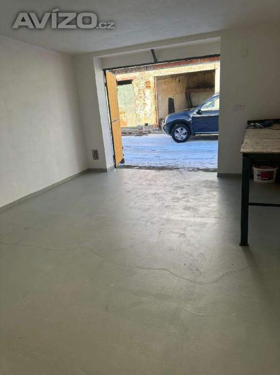 PRODEJ: garáž 21  m2, Nová Ves, po rekonstrukci