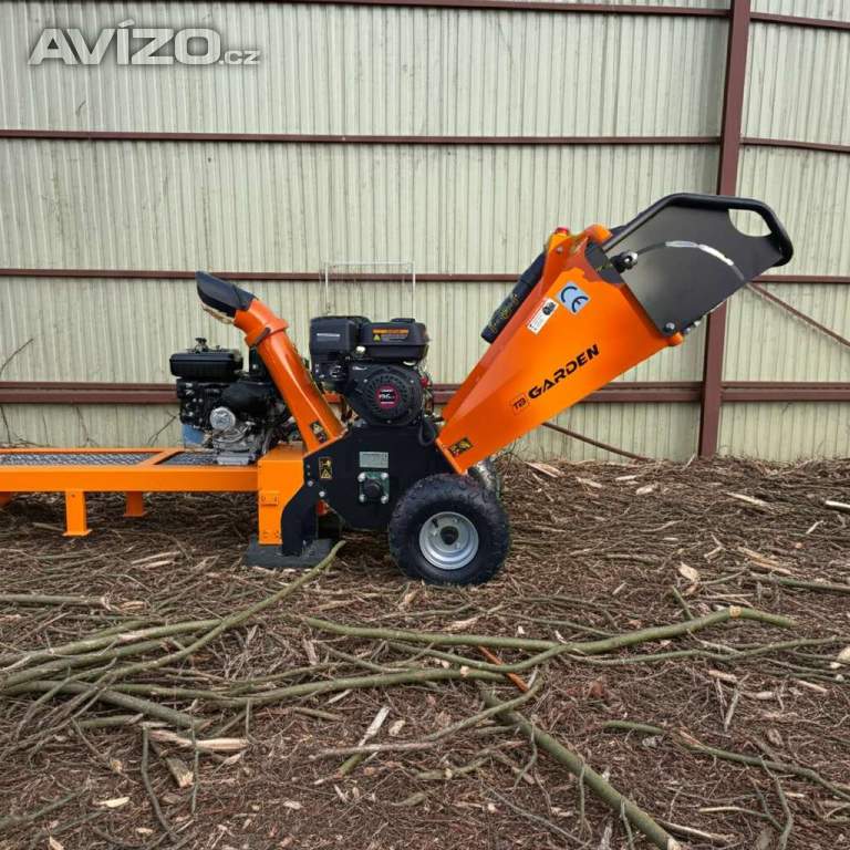 Foto inzerátu Benzínový štěpkovač GS650 6,5 HP, větve až 10 cm
