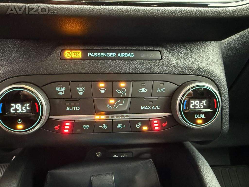 Foto inzerátu Ford Kuga 1,5 diesel