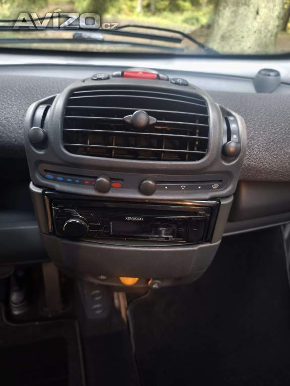 Foto inzerátu Smart Fortwoo Coupé 30 CDi,0.8 automat,nové STK,po servise