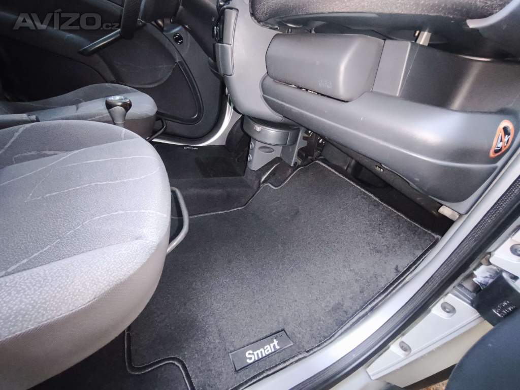 Foto inzerátu Smart Fortwoo Coupé 30 CDi,0.8 automat,nové STK,po servise