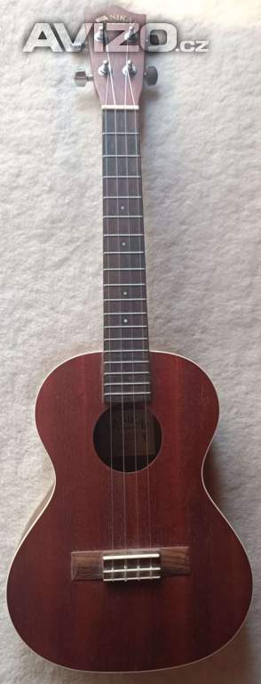 Akustické tenorové ukulele - Lanikai LU21-T