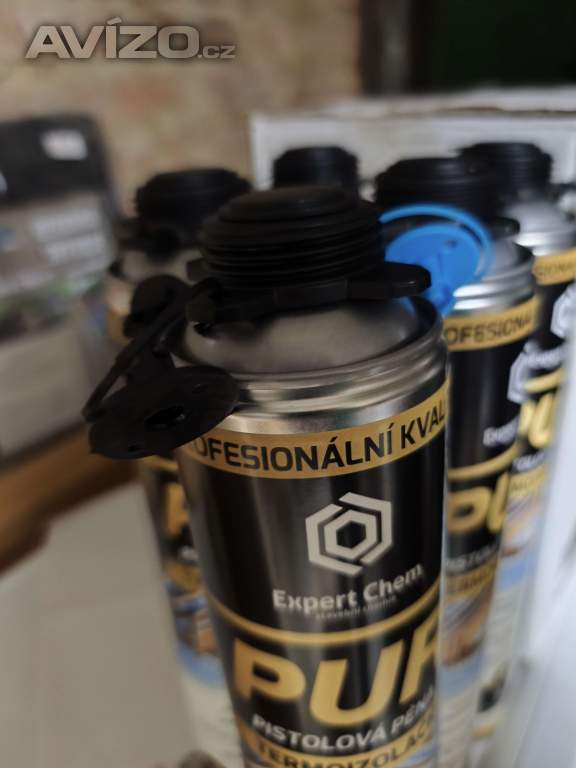 Foto inzerátu Termoizolační PUR stříkaná pěna 750ml 
