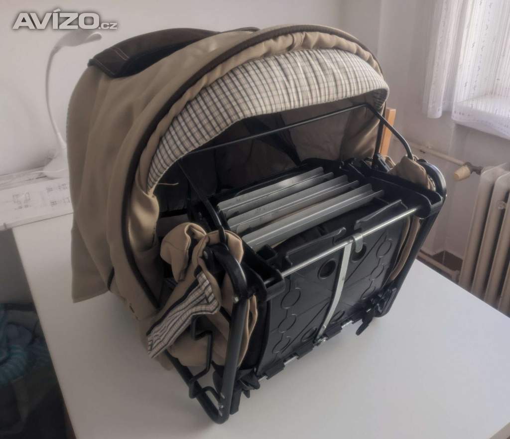 Foto inzerátu Dětská autosedačka