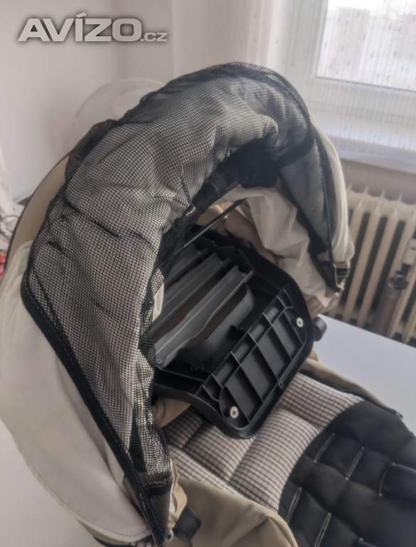 Foto inzerátu Dětská autosedačka