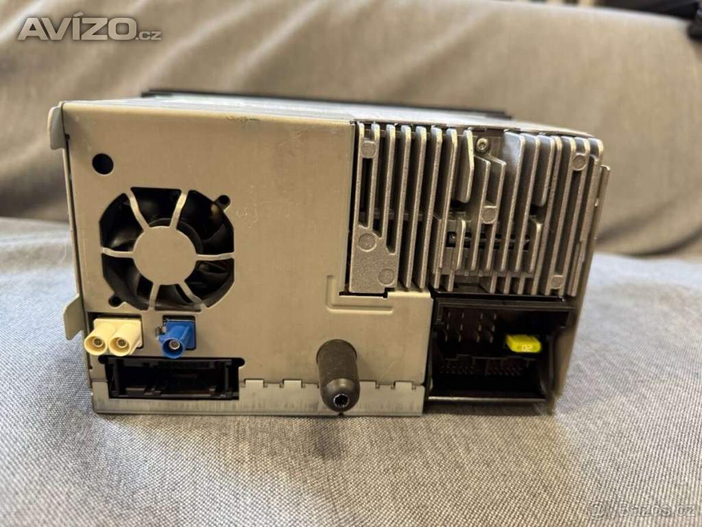 Foto inzerátu VW RNS 510 7E0 035 680 D – Multivan / T5