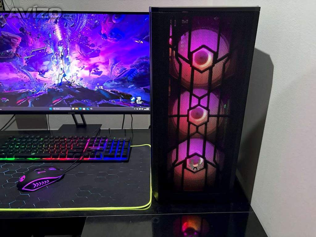 Foto inzerátu Herní PC Ryzen 5 | RX580 8GB | 16GB RAM| NVME | ARGB | WiFi+BT | ZÁRUKA