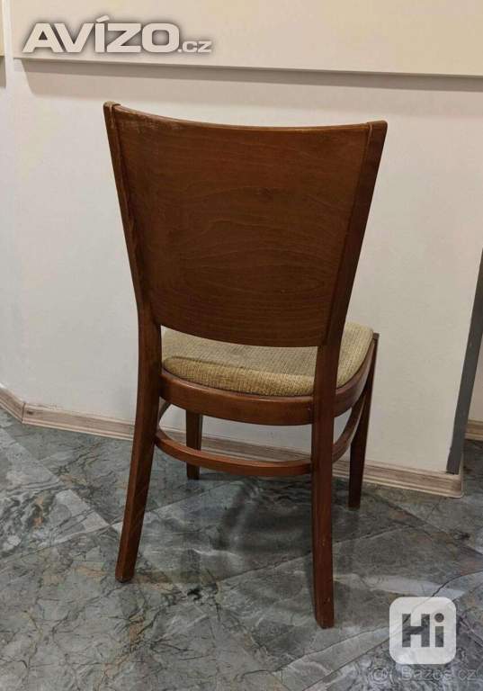 Dřevěná židle TON