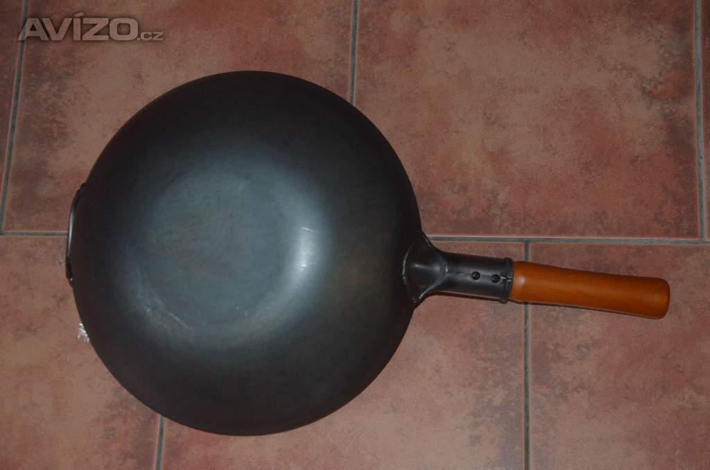 Foto inzerátu Pánev WOK YOSUKATA 34 cm 