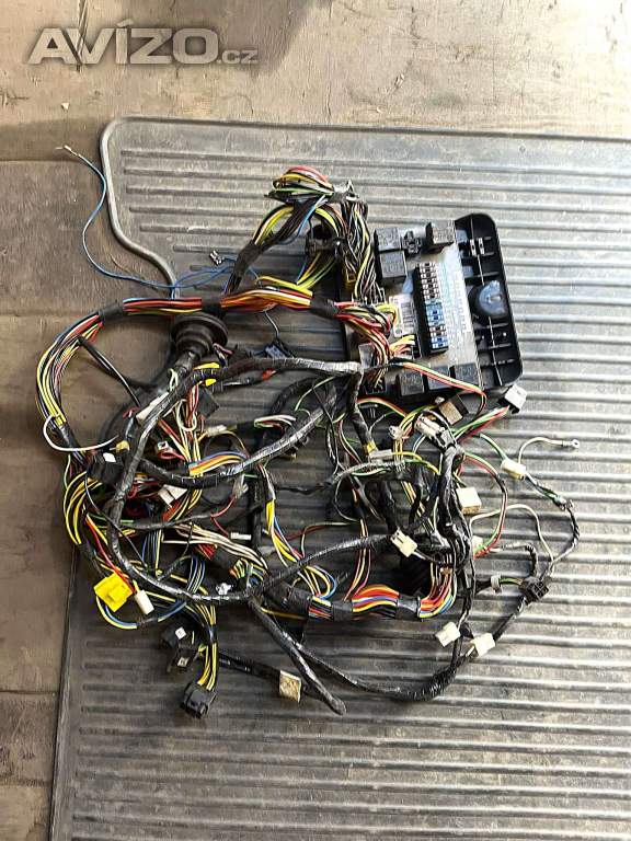 Elektroinstalace FAVORIT karburátor 93/94