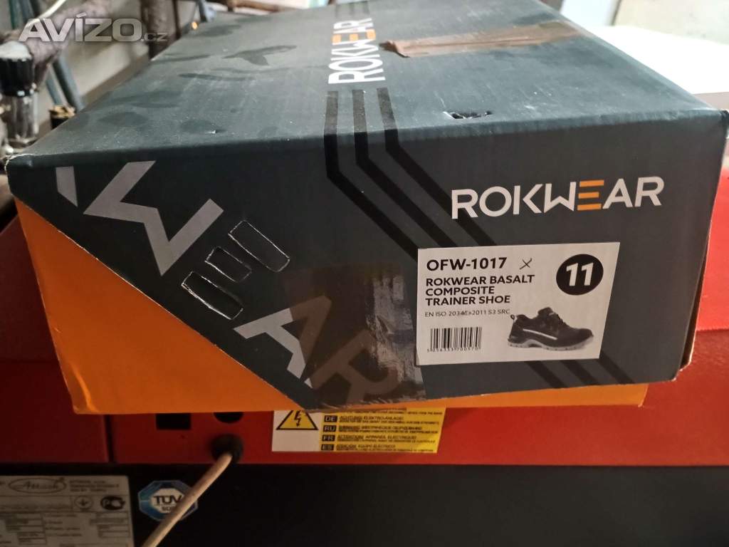 Foto inzerátu Ľahké topánky ROKWEAR Basalt S3 – Veľkosť 46 . 27€ pár - 2 páry