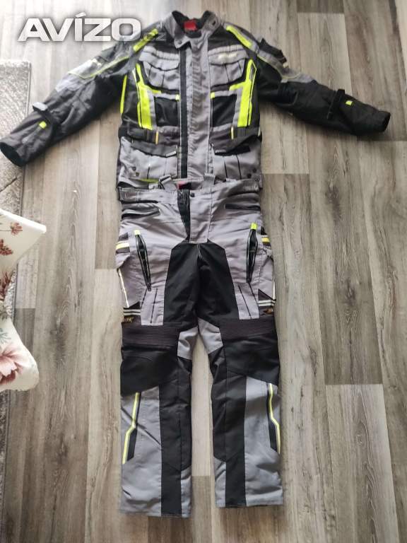 Motooblečení značky Spark