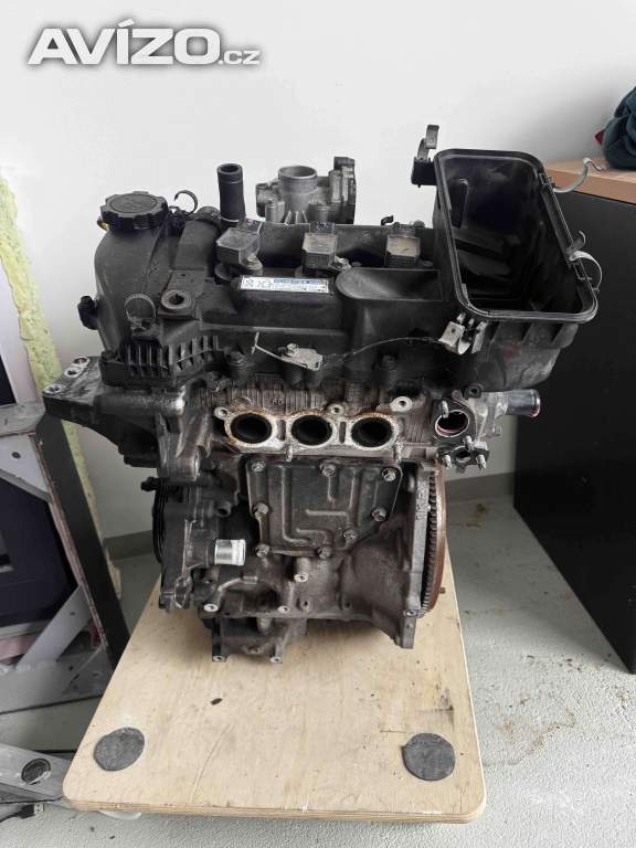 Foto inzerátu Prodám motor Toyia Yaris