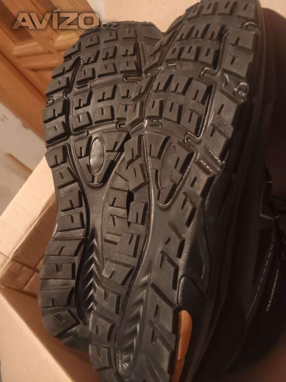 Foto inzerátu Nové outdoor topánky Crossroad – Veľkosť 45 (30cm) 22€