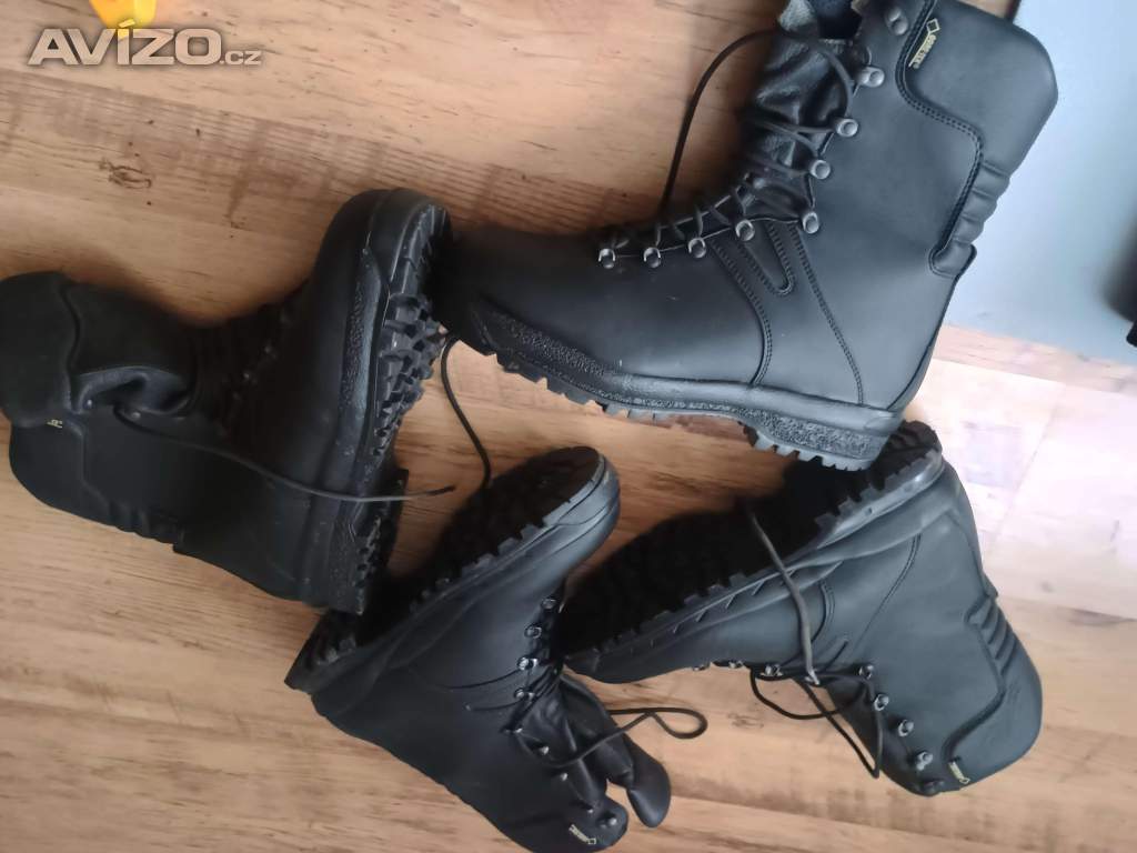 Foto inzerátu vojenské Gore-Tex kanady Bardejov (Veľkosť 47) 83€