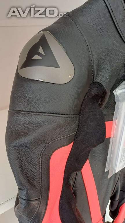Foto inzerátu Juniorská kožená 1 - dílná kombinéza Dainese Gen-Z Junior Perf