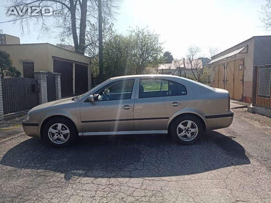 Škoda Octavia 1,6 sedan 2004, 67 tkm