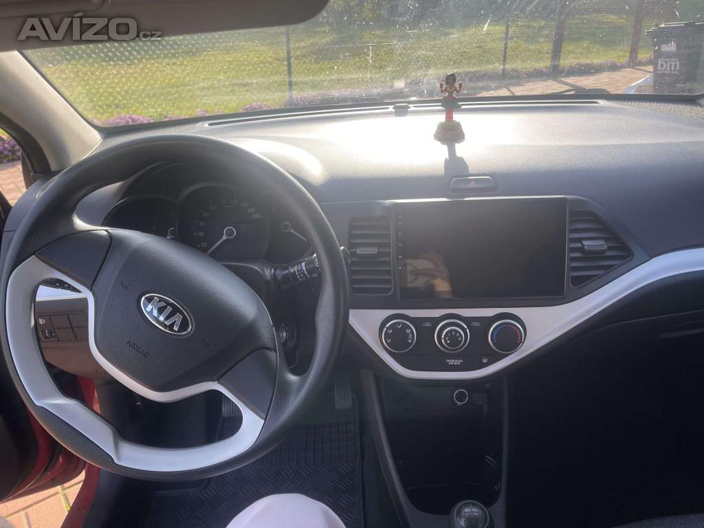 Foto inzerátu Kia Picanto 2013 1.0L benzín - nízký nájezd (64 702km)