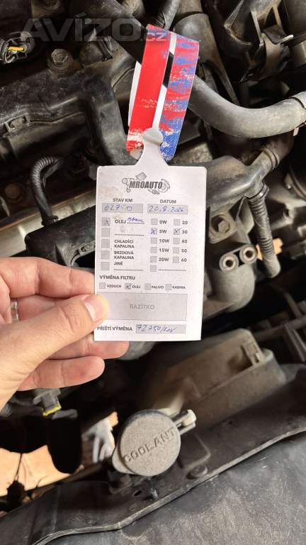 Foto inzerátu Kia Picanto 2013 1.0L benzín - nízký nájezd (64 702km)