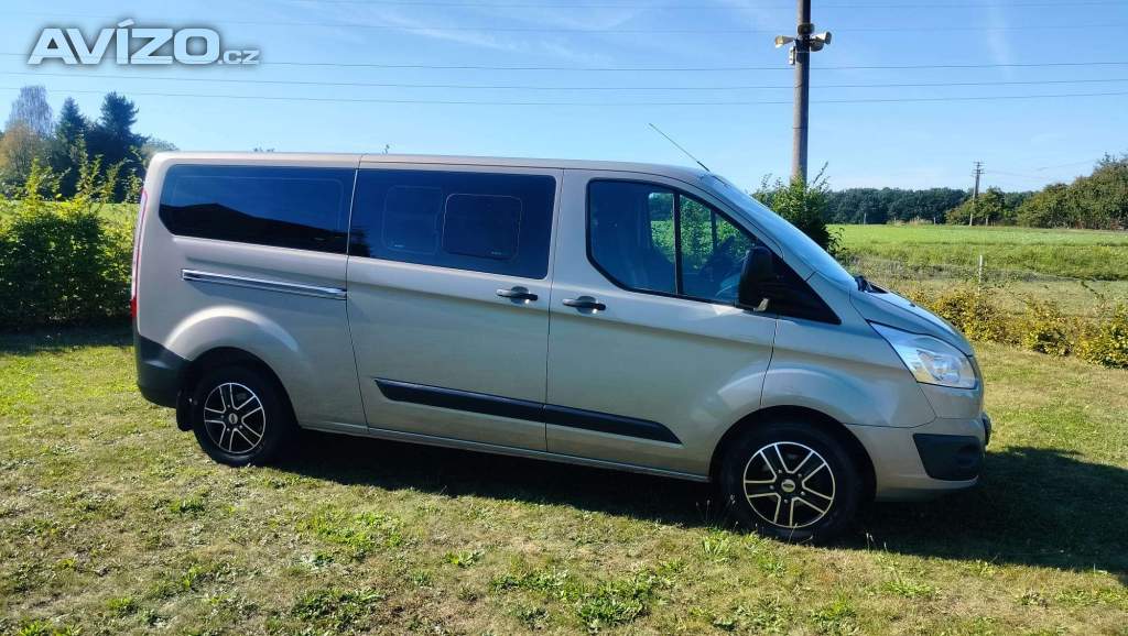 Foto inzerátu FORD TOURNEO CUSTOM 8-místný