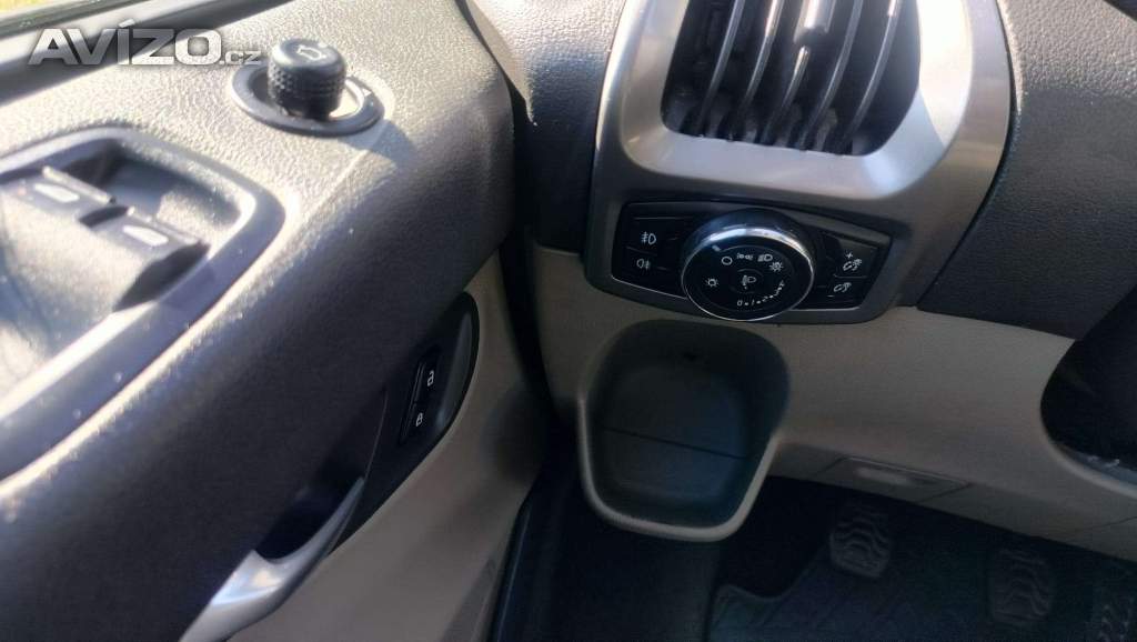 Foto inzerátu FORD TOURNEO CUSTOM 8-místný
