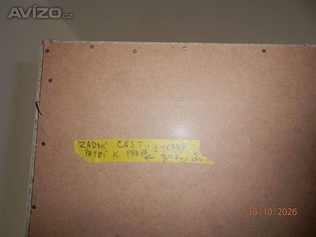 Foto inzerátu Skříň s posuvnými dveřmi a úložným prostorem Nová 2Roky stará. 195x181x60,5cm.