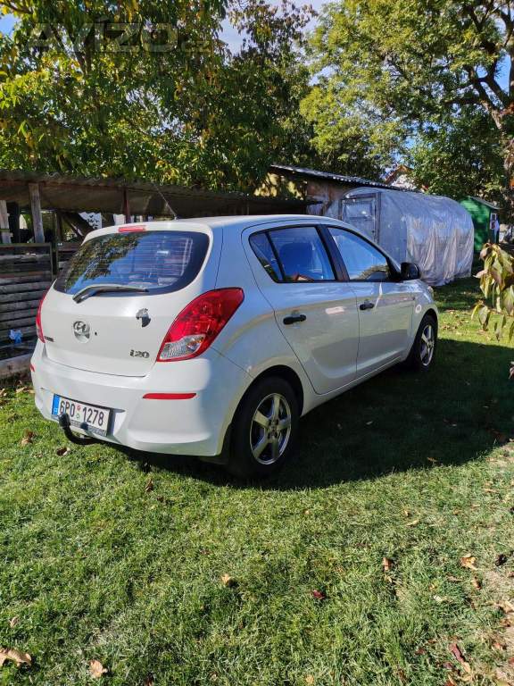 Foto inzerátu Prodej Hyundai i.20 + nová zimní pneu a disky