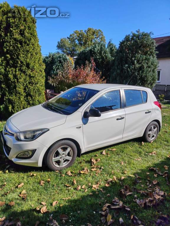 Foto inzerátu Prodej Hyundai i.20 + nová zimní pneu a disky