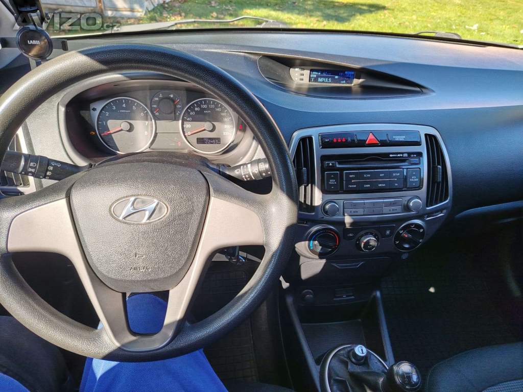 Foto inzerátu Prodej Hyundai i.20 + nová zimní pneu a disky