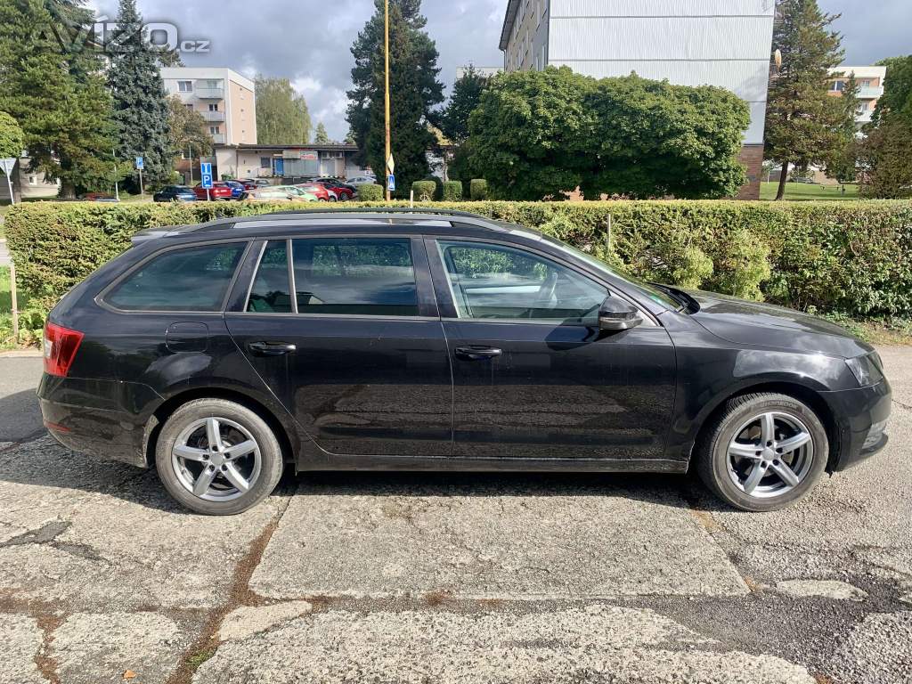 Foto inzerátu Škoda Octavia kombi dsg 2l tdi110kw 11/2017