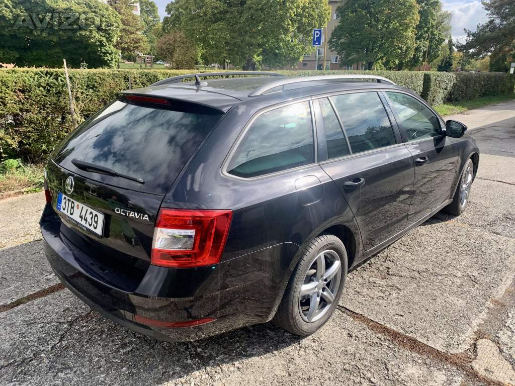 Foto inzerátu Škoda Octavia kombi dsg 2l tdi110kw 11/2017