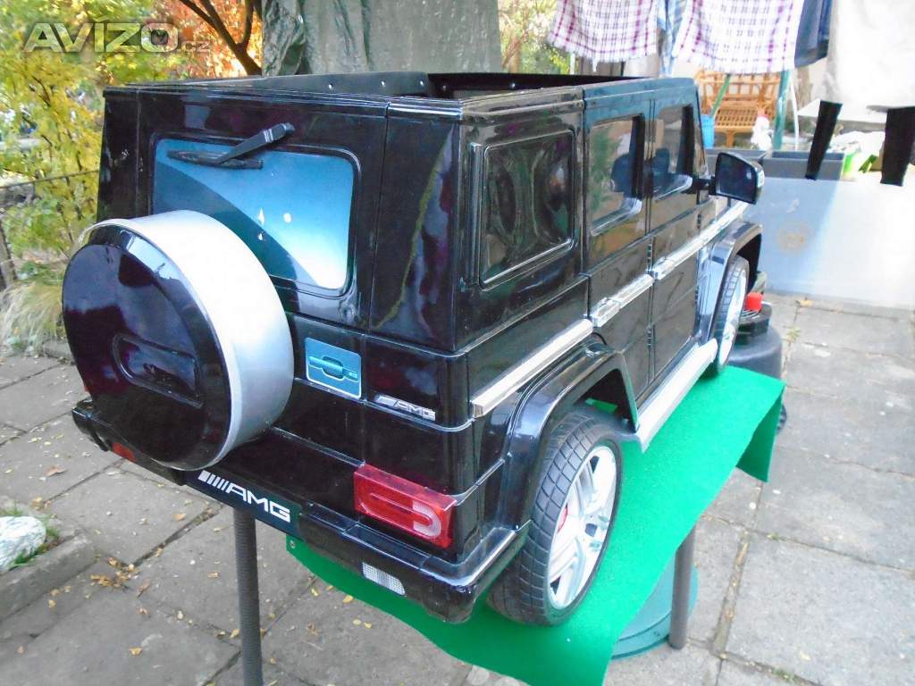 Foto inzerátu Dětské elektrické auto Mercedes Benz AMG G63 pro 1 dítě pěkný stav zánovní baterie