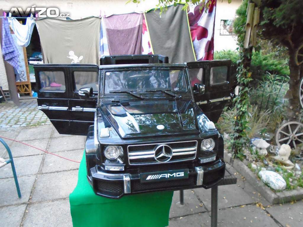 Foto inzerátu Dětské elektrické auto Mercedes Benz AMG G63 pro 1 dítě pěkný stav zánovní baterie