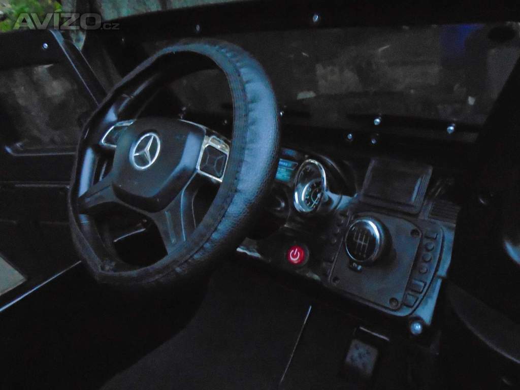 Foto inzerátu Dětské elektrické auto Mercedes Benz AMG G63 pro 1 dítě pěkný stav zánovní baterie
