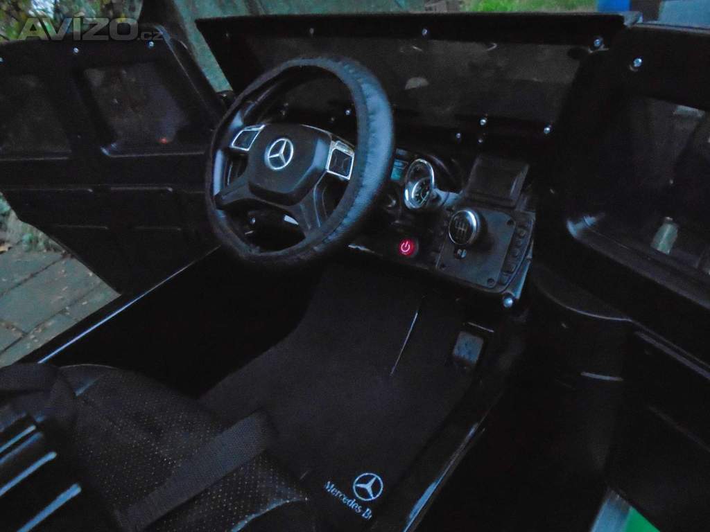 Foto inzerátu Dětské elektrické auto Mercedes Benz AMG G63 pro 1 dítě pěkný stav zánovní baterie