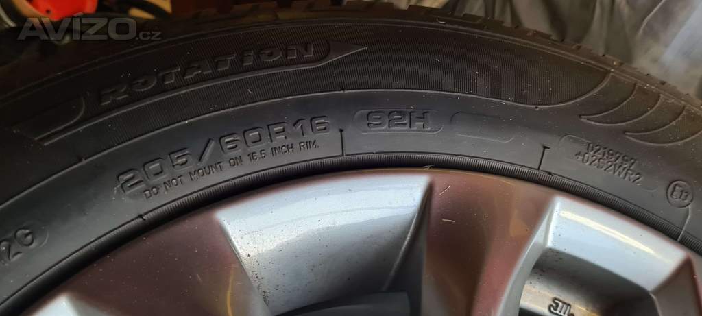 Foto inzerátu Sada zimních pneu Mazda 3