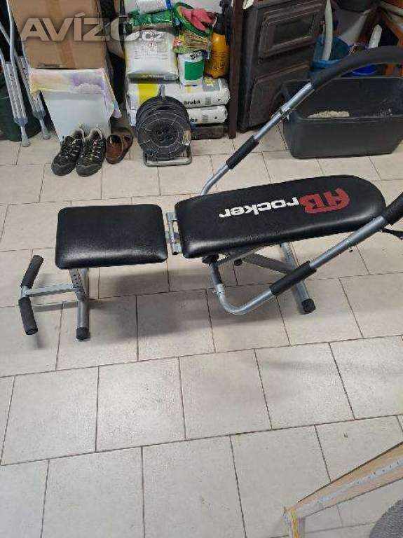 značková posilovací lavice