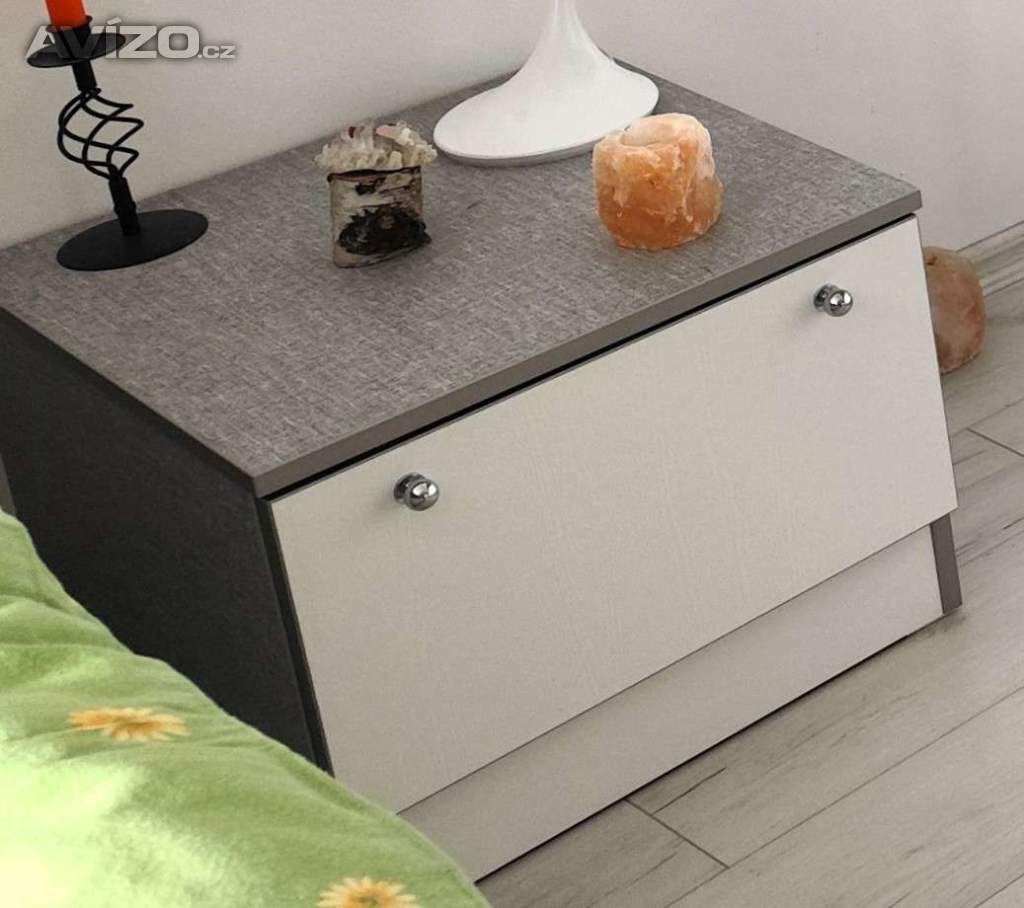 Noční stolky