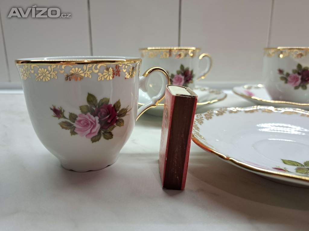 Foto inzerátu Karlovarský porcelán - Cecily 5 sad (120)