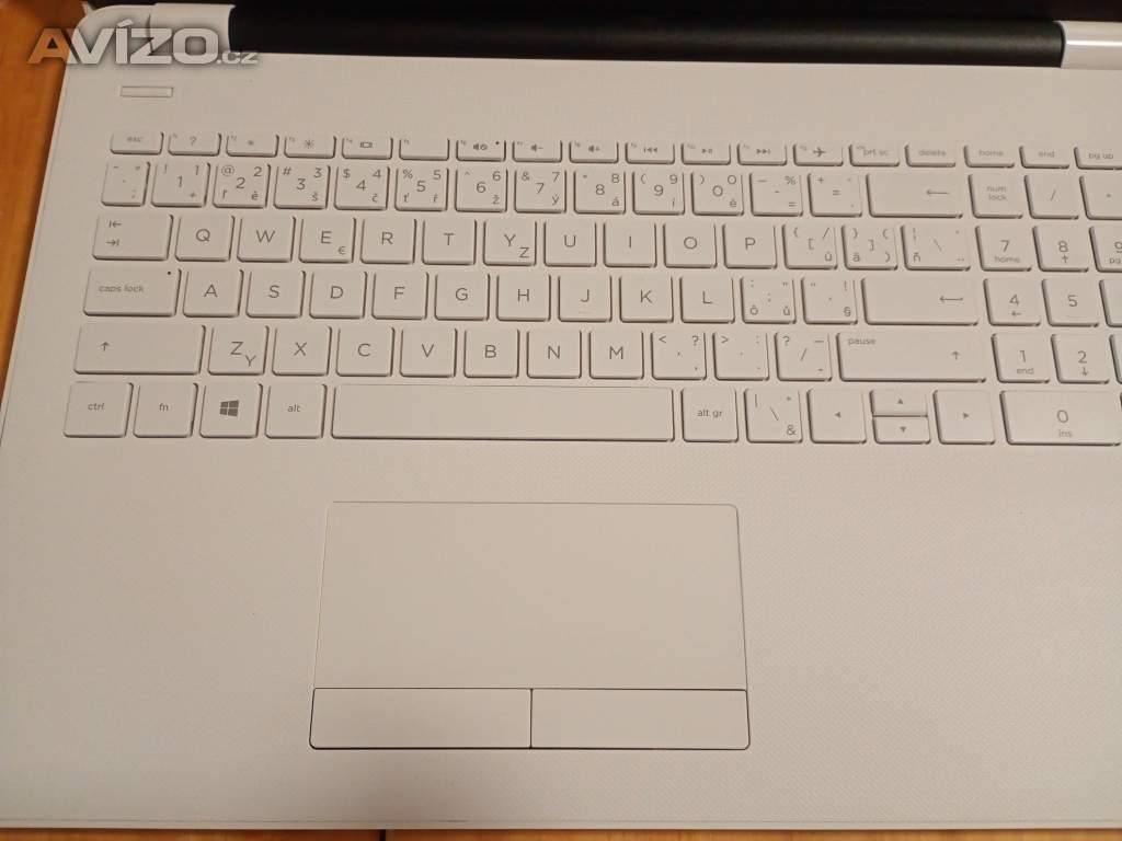 Foto inzerátu Notebook - HP 15-rb096nc Snow White - špičkový stav -